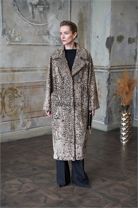 Пальто из каракуля формата oversize купить в Москве с доставкой по России по выгодной цене в GREECEFURS