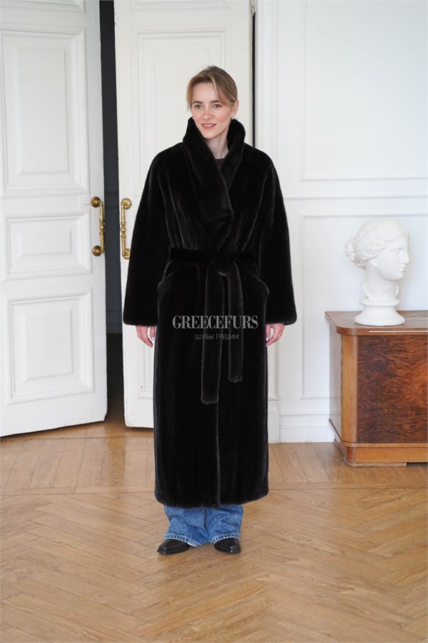 {{photo.Alt || photo.Description || 'Пальто Nafamink с шалевым воротником и акцентными карманами'}}