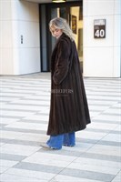 Норкове полупрителенное пальто - фото 5581